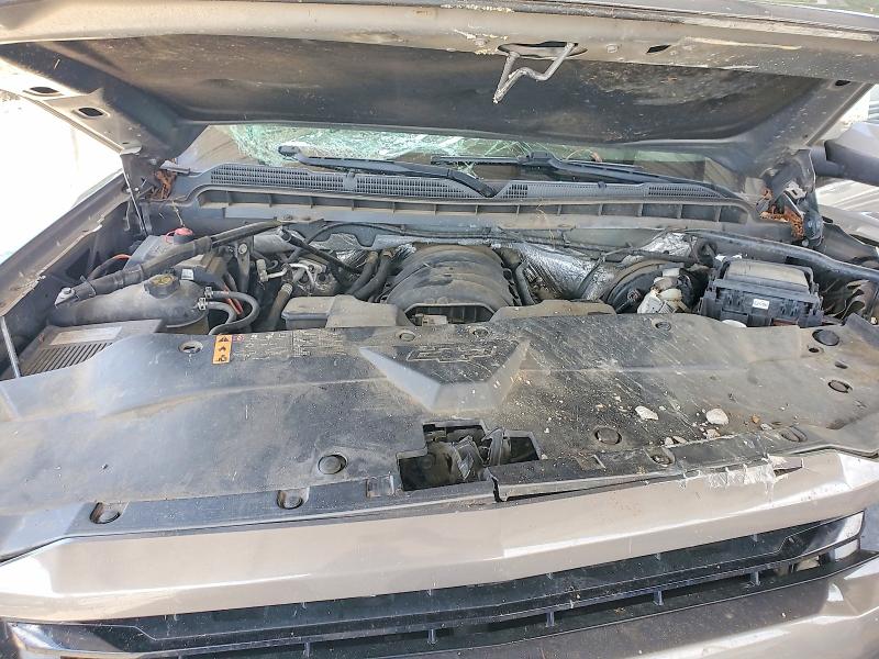 Photo 11 from auction – 2017 CHEVROLET SILVERADO with VIN 3GCUKREC5HG184751