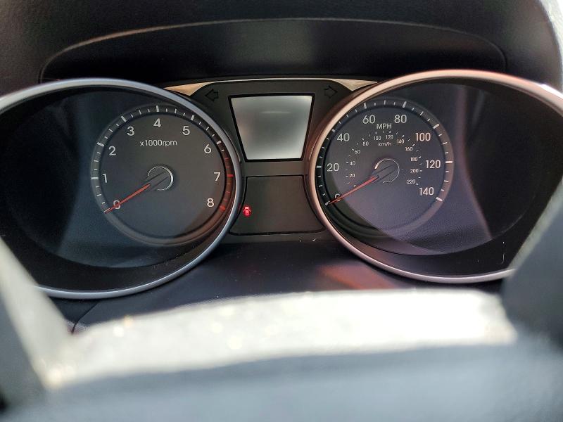Photo 9 from auction – 2011 HYUNDAI TUCSON with VIN KM8JU3AC9BU282701