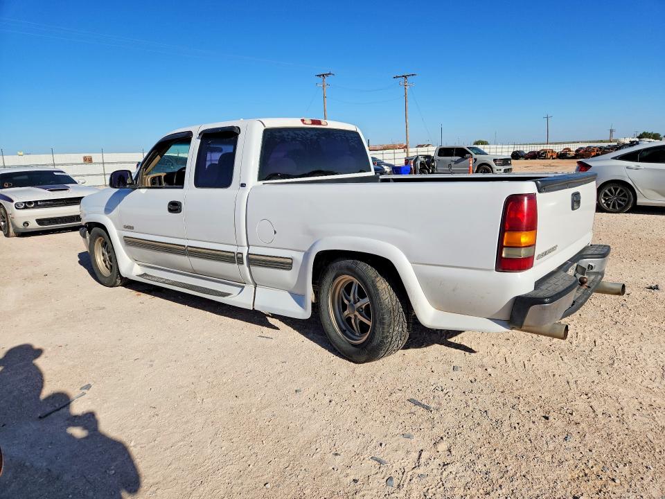 Photo 2 from auction – 2001 CHEVROLET SILVERADO with VIN 2GCEC19V811114464
