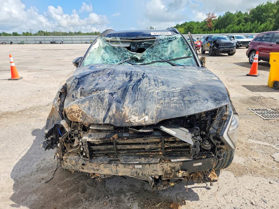 Foto 5 de la subasta – 2024 KIA SPORTAGE con VIN KNDPXCDG0R7168339