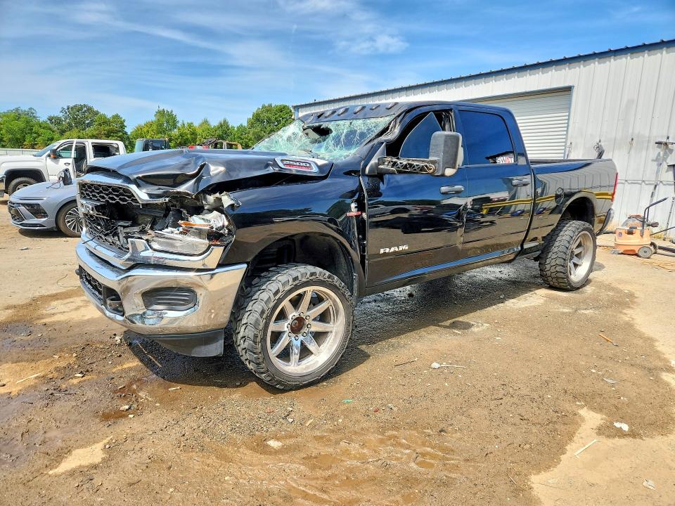 Фото 1 с аукциона – 2022 RAM 2500 с VIN 3C6UR5CL5NG393773
