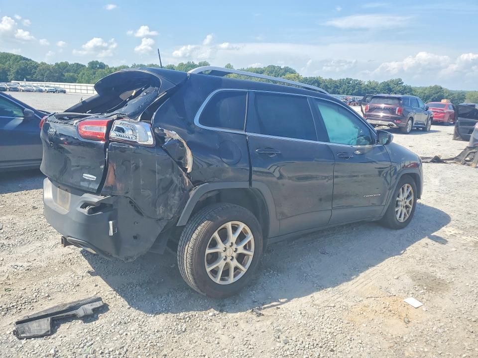 Photo 3 from auction – 2017 JEEP CHEROKEE with VIN 1C4PJLCS1HW667579