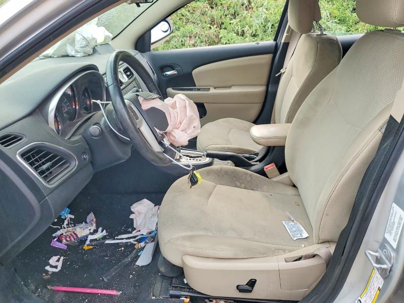 Photo 7 from auction – 2012 CHRYSLER 200 with VIN 1C3CCBBB3CN152199