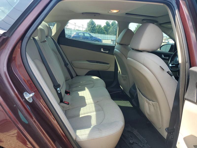 Photo 10 from auction – 2016 KIA OPTIMA with VIN 5XXGT4L36GG023603