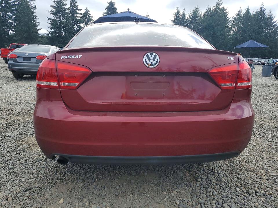 Photo 6 from auction – 2015 VOLKSWAGEN PASSAT with VIN 1VWAS7A35FC046475