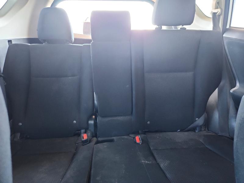 Photo 10 from auction – 2018 TOYOTA RAV4 with VIN JTMZFREV7JJ732572