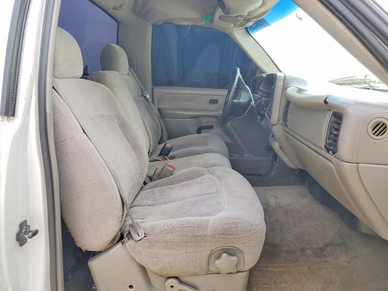 Photo 10 from auction – 2000 CHEVROLET SILVERADO with VIN 1GCEK14T4YZ133555