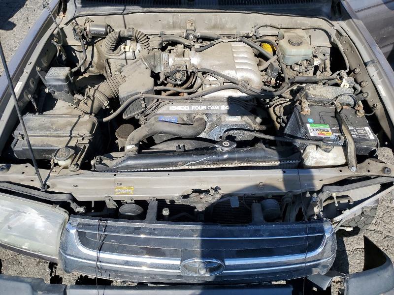 Photo 12 from auction – 2001 TOYOTA 4RUNNER with VIN JT3GN86R610208992