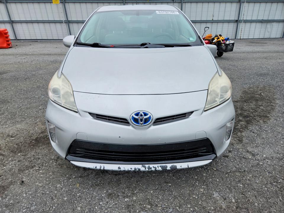 Photo 5 from auction – 2013 TOYOTA PRIUS with VIN JTDKN3DU3D5592916