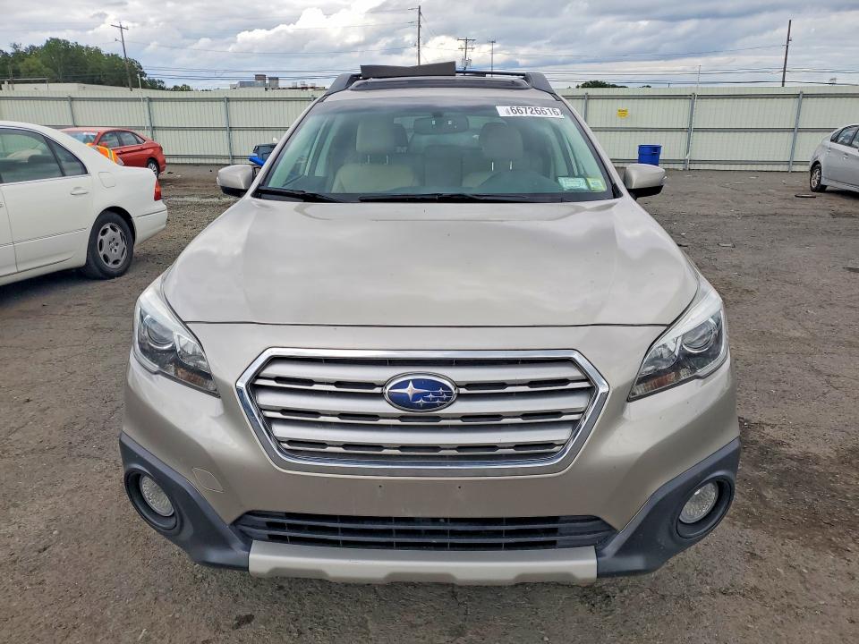 Photo 5 from auction – 2015 SUBARU OUTBACK with VIN 4S4BSALC2F3340977