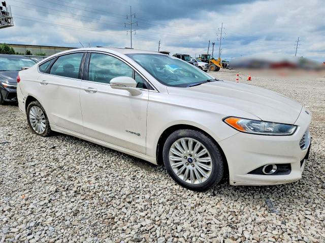 Photo 4 from auction – 2014 FORD FUSION with VIN 3FA6P0LU2ER352076