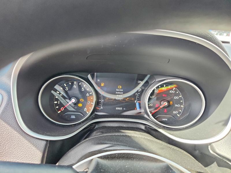 Photo 9 from auction – 2020 JEEP COMPASS with VIN 3C4NJCAB5LT169796