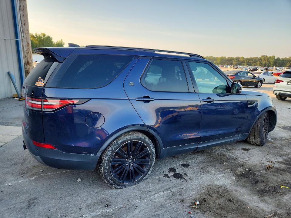 Photo 3 from auction – 2017 LAND ROVER DISCOVERY with VIN SALRRBBK9HA039871