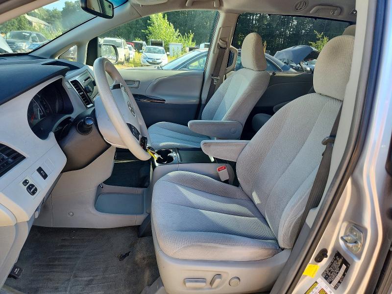 Photo 7 from auction – 2011 TOYOTA SIENNA with VIN 5TDKK3DC5BS161498