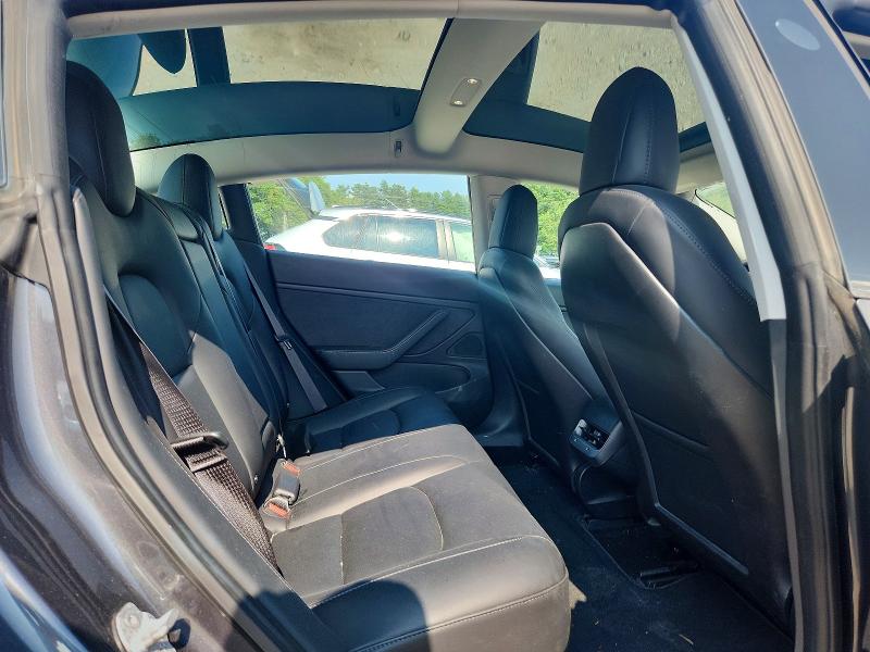 Photo 10 from auction – 2018 TESLA MODEL 3 with VIN 5YJ3E1EB4JF119199