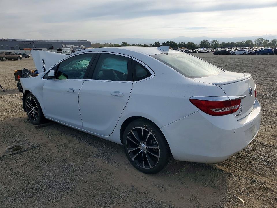 Photo 2 from auction – 2016 BUICK VERANO with VIN 1G4PW5SK8G4137839
