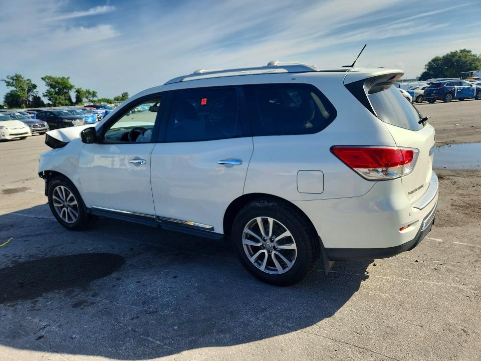 Photo 2 from auction – 2014 NISSAN PATHFINDER with VIN 5N1AR2MN3EC683776