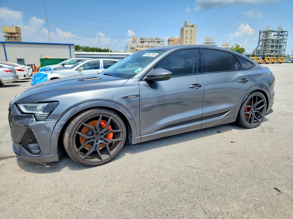 صورة رقم 1 من المزاد - 2021 AUDI E-TRON مع VIN WA11AAGE7MB010103
