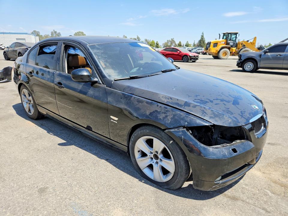Photo 4 from auction – 2011 BMW 328 with VIN WBAPK7G54BNN49156