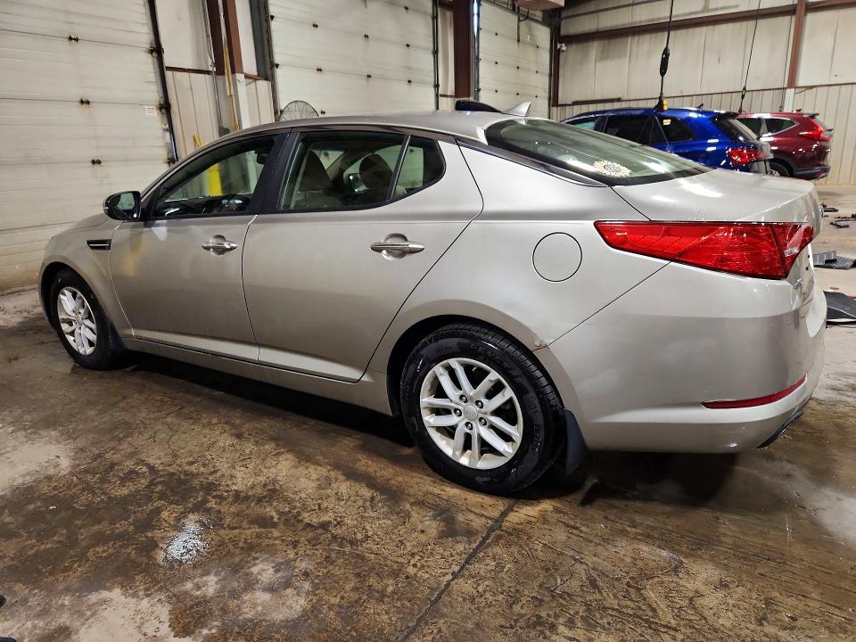 Photo 2 from auction – 2013 KIA OPTIMA with VIN KNAGM4A73D5337449