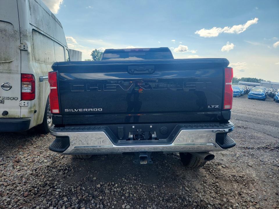 Photo 6 from auction – 2026 CHEVROLET SILVERADO with VIN 2GC4KUE76T1126851