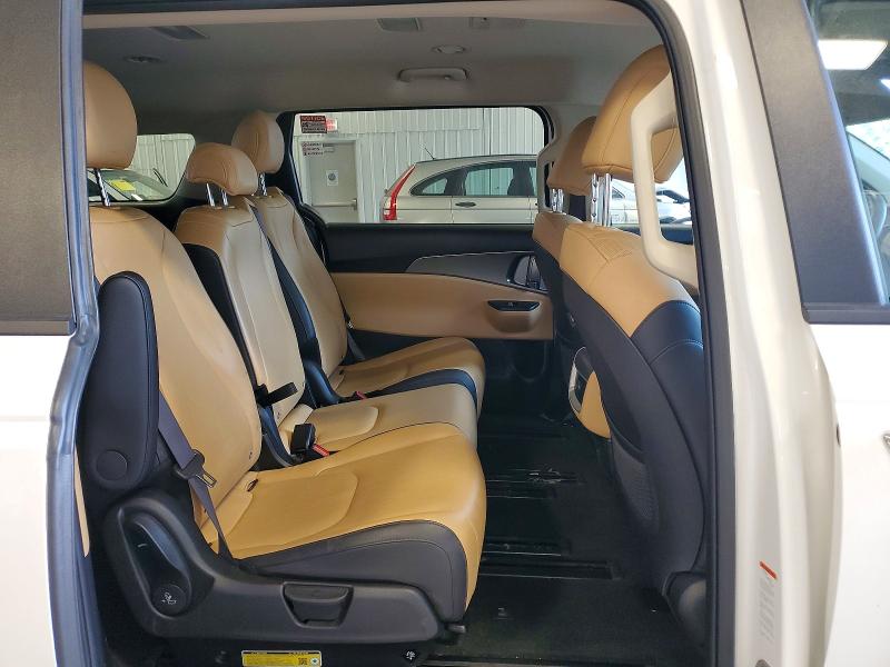 Photo 11 from auction – 2024 KIA CARNIVAL with VIN KNDNB4H34R6387183