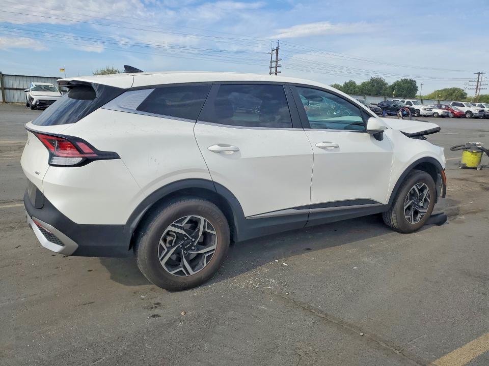 Photo 3 from auction – 2023 KIA SPORTAGE with VIN KNDPUCAF8P7096632