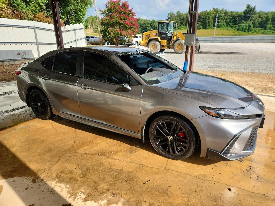 Photo 4 from auction – 2026 TOYOTA CAMRY with VIN 4T1DAACK1TU689508