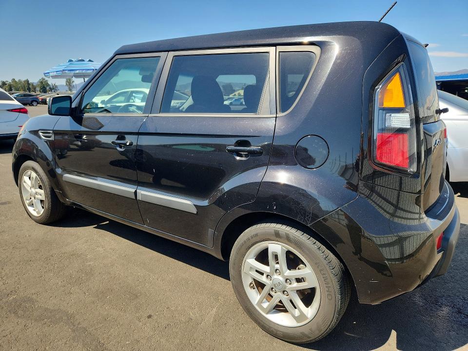 Photo 2 from auction – 2011 KIA SOUL with VIN KNDJT2A2XB7343688
