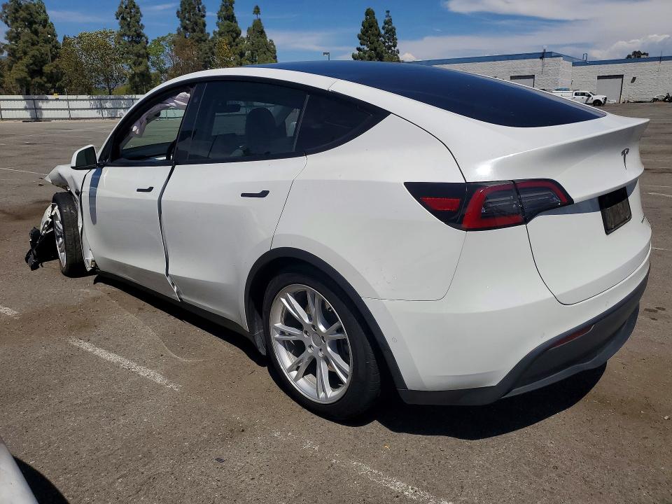 Photo 2 from auction – 2021 TESLA MODEL Y with VIN 5YJYGAEE4MF189199