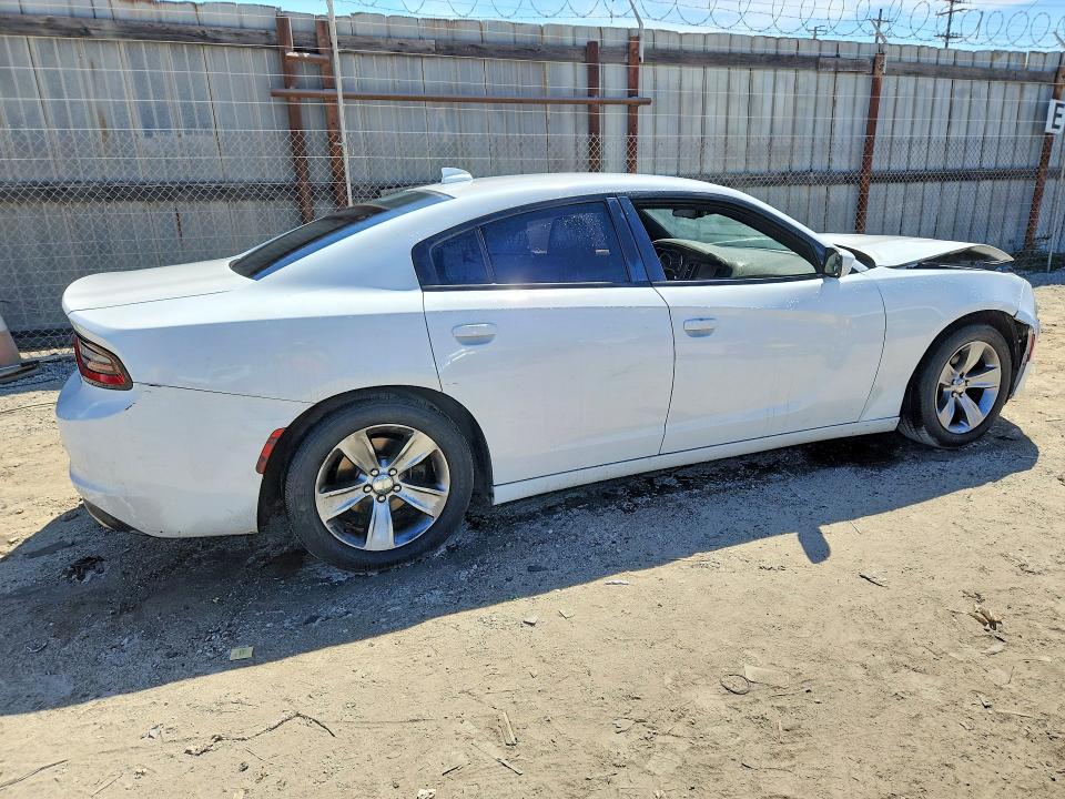 Photo 3 from auction – 2016 DODGE CHARGER with VIN 2C3CDXHG3GH330429