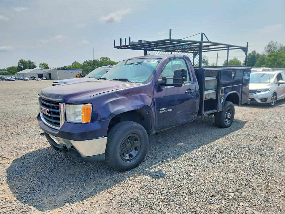 GMC SIERRA 2010 with VIN 1GD3K2B65AF105325 - Photo from auction