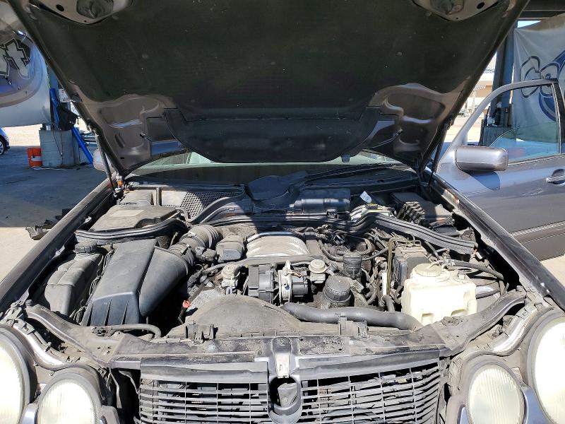 Photo 11 from auction – 1998 MERCEDES-BENZ E with VIN WDBJF65F3WA547929