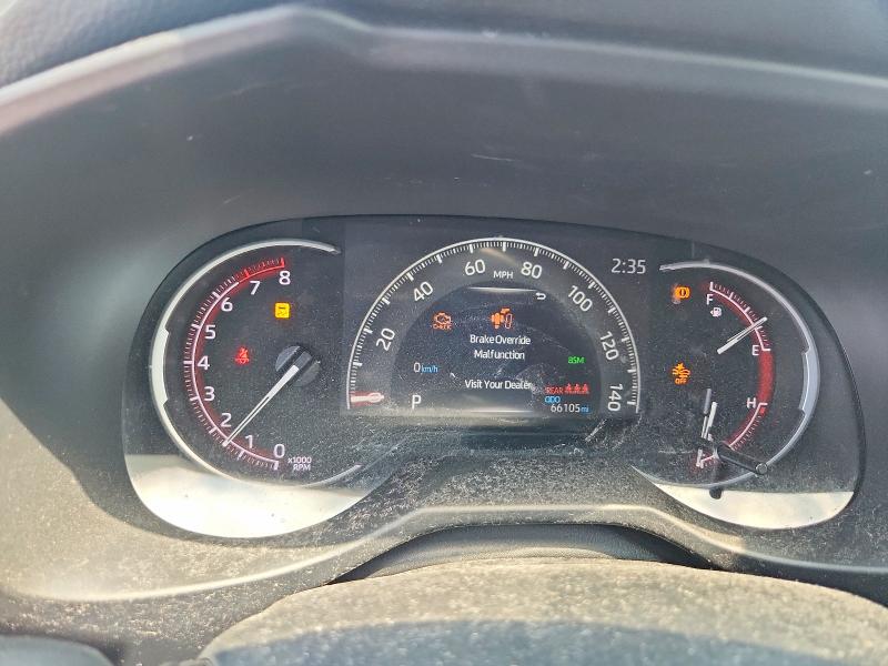 Photo 9 from auction – 2023 TOYOTA RAV4 with VIN 2T3P1RFVXPW371188
