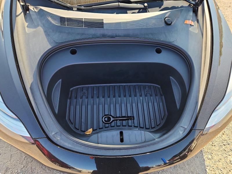 Фото 11 с аукциона – 2021 TESLA MODEL 3 с VIN 5YJ3E1EAXMF857231