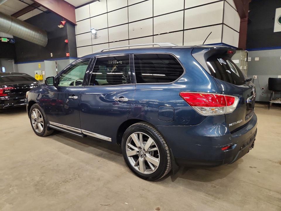 Photo 2 from auction – 2013 NISSAN PATHFINDER with VIN 5N1AR2MM4DC671562