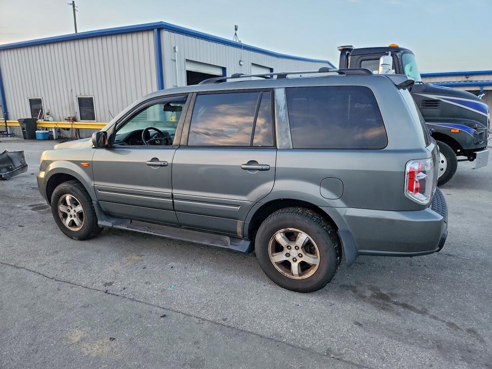 Photo 2 from auction – 2007 HONDA PILOT with VIN 5FNYF28547B012175