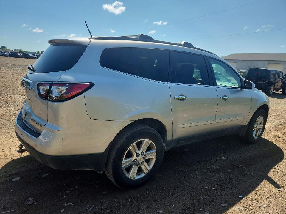 Photo 3 from auction – 2013 CHEVROLET TRAVERSE with VIN 1GNKRGKDXDJ182398