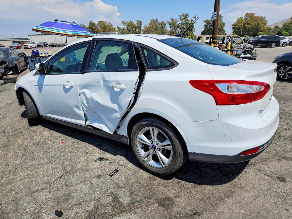 Photo 2 from auction – 2014 FORD FOCUS with VIN 1FADP3F23EL299230