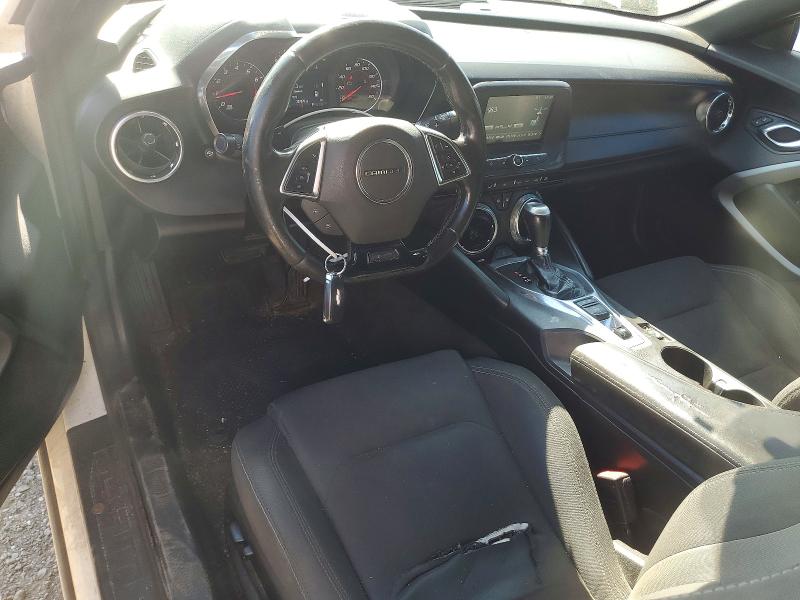 Photo 8 from auction – 2017 CHEVROLET CAMARO with VIN 1G1FB1RS0H0190451