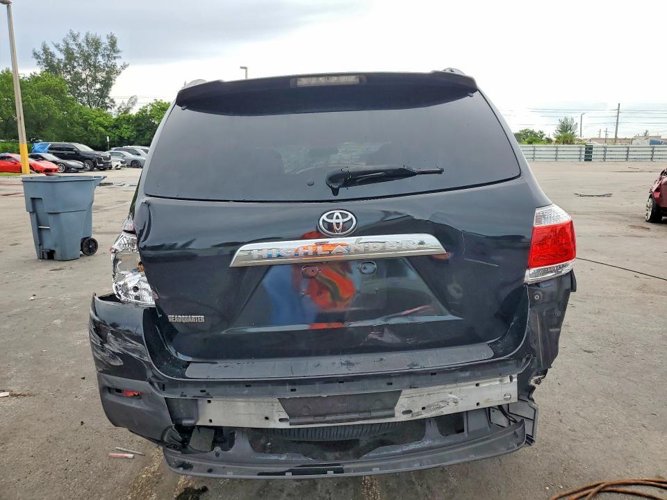 Photo 6 from auction – 2011 TOYOTA HIGHLANDER with VIN 5TDYK3EH6BS026342