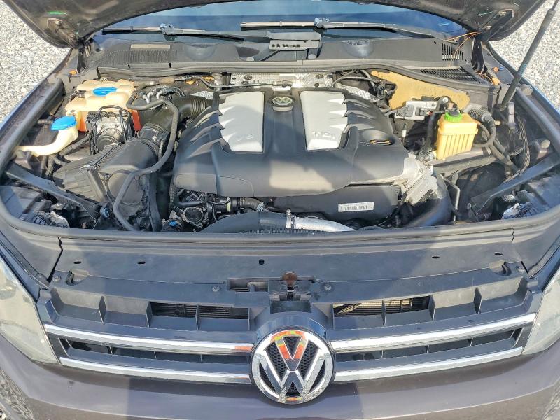 Photo 11 from auction – 2012 VOLKSWAGEN TOUAREG with VIN WVGFK9BP0CD005534