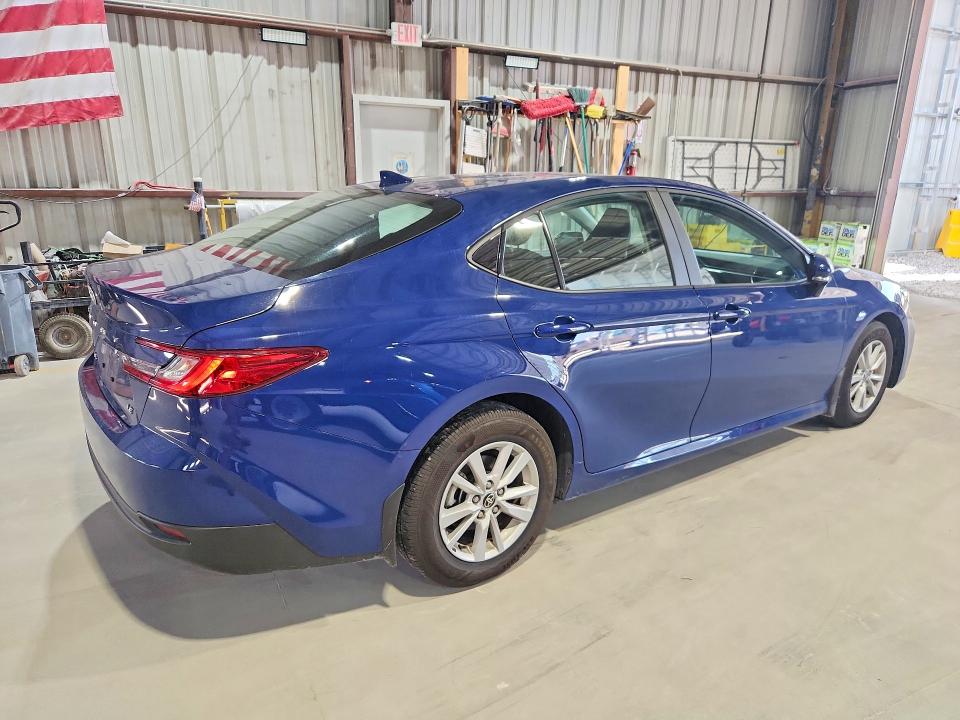 Photo 3 from auction – 2026 TOYOTA CAMRY with VIN 4T1DAACK4TU265532