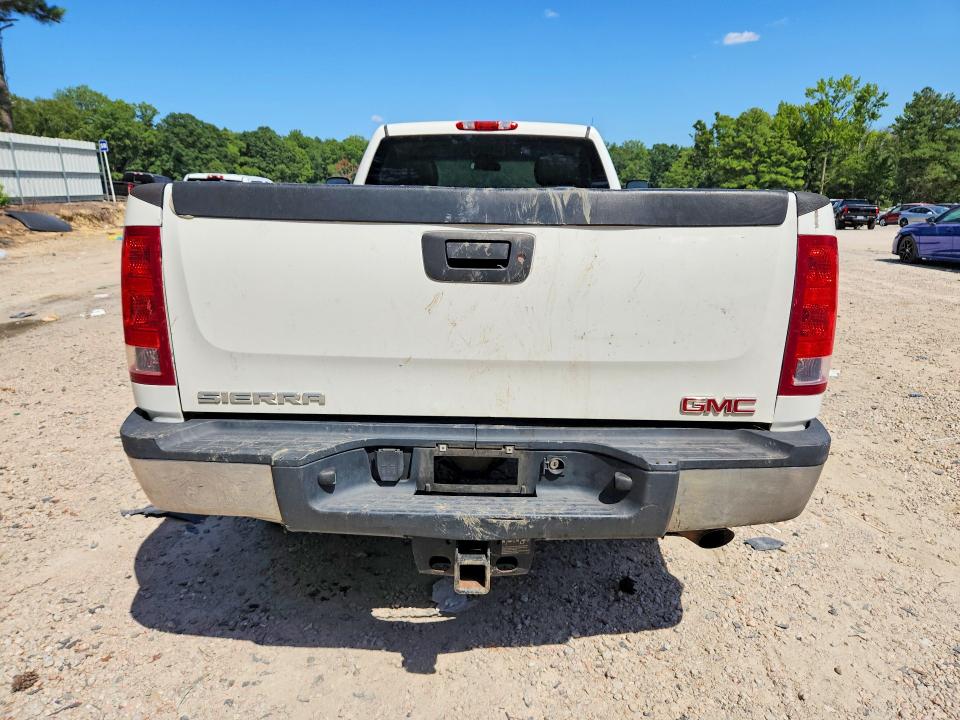 Zdjęcie 6 z aukcji – 2013 GMC SIERRA z VIN 1GT01ZCG1DF201001
