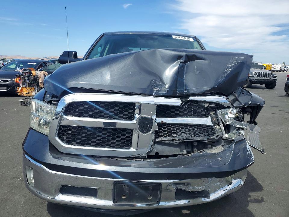 Photo 5 from auction – 2014 RAM 1500 with VIN 1C6RR6LT5ES438750