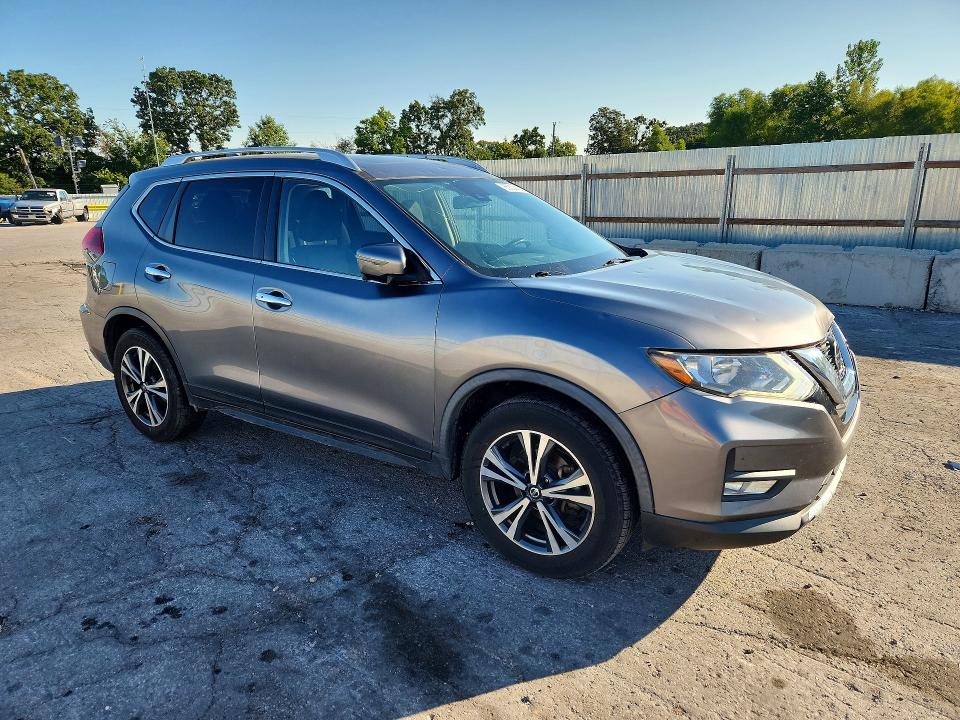 Photo 4 from auction – 2020 NISSAN ROGUE with VIN JN8AT2MT8LW031398