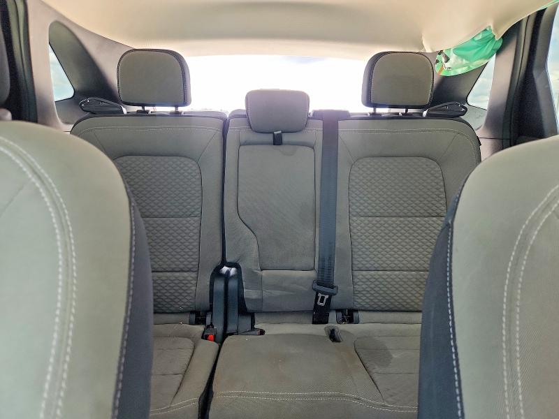 Photo 10 from auction – 2022 FORD ESCAPE with VIN 1FMCU9G64NUB22095