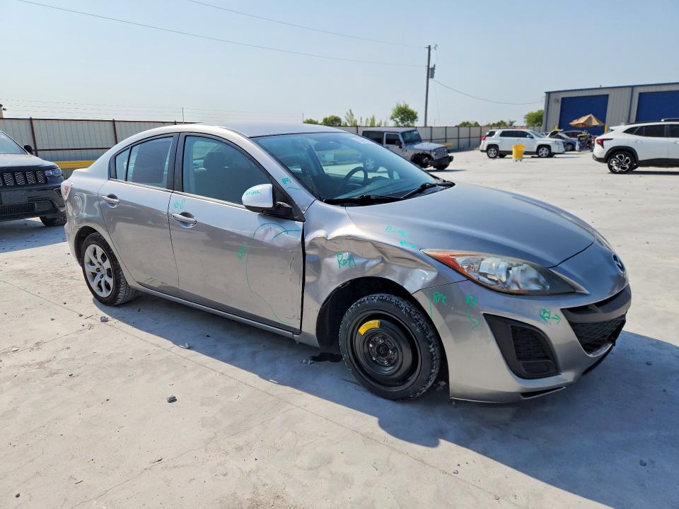 Photo 4 from auction – 2011 MAZDA 3 with VIN JM1BL1UG5B1381662
