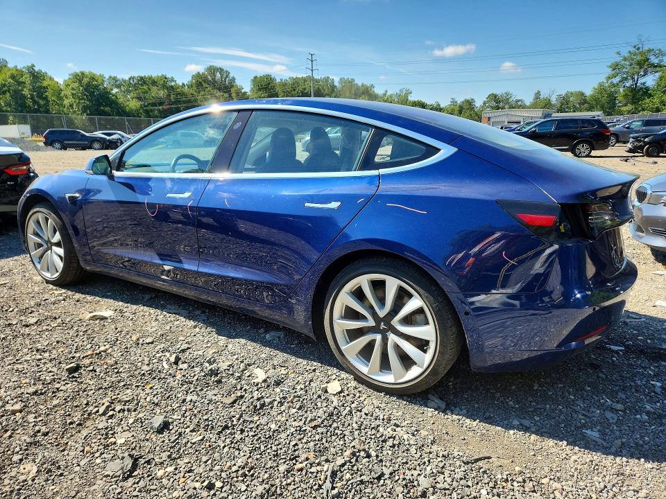 Photo 2 from auction – 2018 TESLA MODEL 3 with VIN 5YJ3E1EA5JF033391