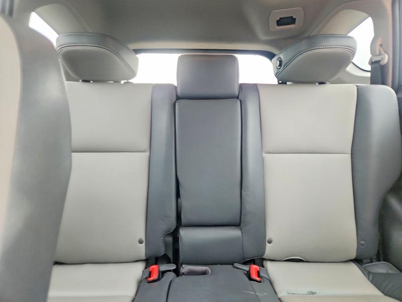 Photo 10 from auction – 2014 TOYOTA RAV4 with VIN 2T3DFREV2EW213981